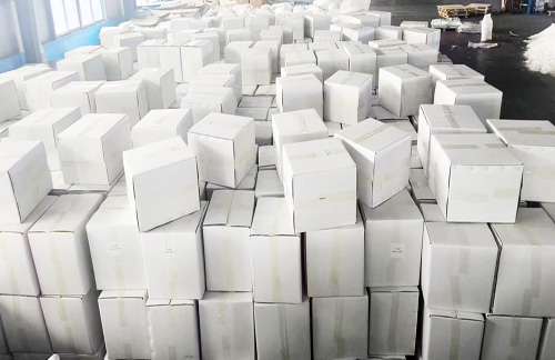 Quais são as vantagens do concreto reforçado com fibra?